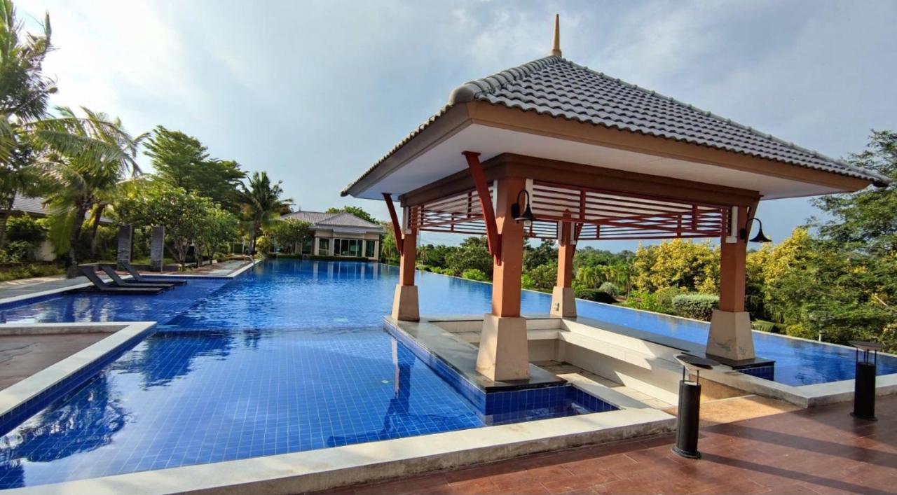 Family House @ Casa Seaside Rayong Villa บ้านชากไผ่ ภายนอก รูปภาพ